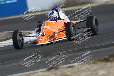 media/Mar-16-2025-CalClub SCCA (Sun) [[e72803ec8c]]/Group 3/Qualifying (Turn 1)/